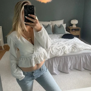 blus - jätte söt blus!!🫶🏻