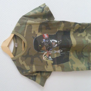 Supreme tshirt - Supreme tshirt storlek S