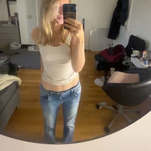 Ltb Jeans - Säljer eftersom dem är lite förstora på mig som brukar ha st. S i byxor ❤️ Aldrig använda men lapparna är inte kvar ❤️