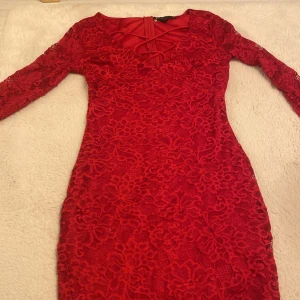 Festklänning - Bra skick 