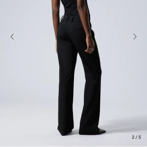 Kostymbyxa - Kostymbyxa lågmidja/medelhöga💗använda enstaka gång💗ordinarie pris 590