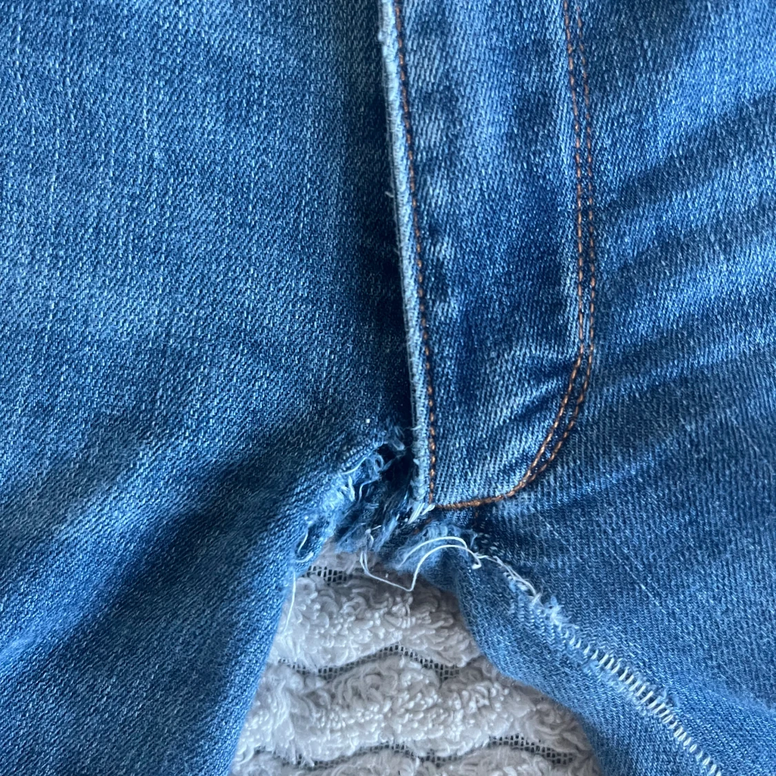 LÅGMIDJADE JEANS - 90