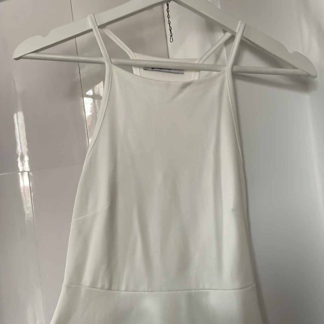 Vit sommarklänning - 90