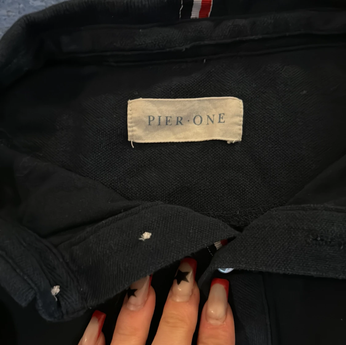 46. Svart det yttre befälet Långarmad tröja  - 90