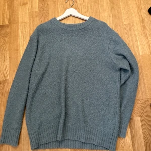 Sweatshirt - 70kr