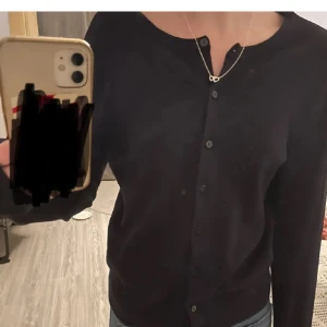 Kofta - Mörkblå kofta❤️