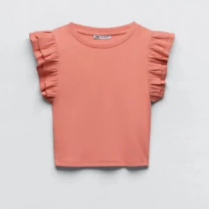 Rosa topp - Såå söt rosa volangtopp från zara som tyvär inte kommer till användning 💗 