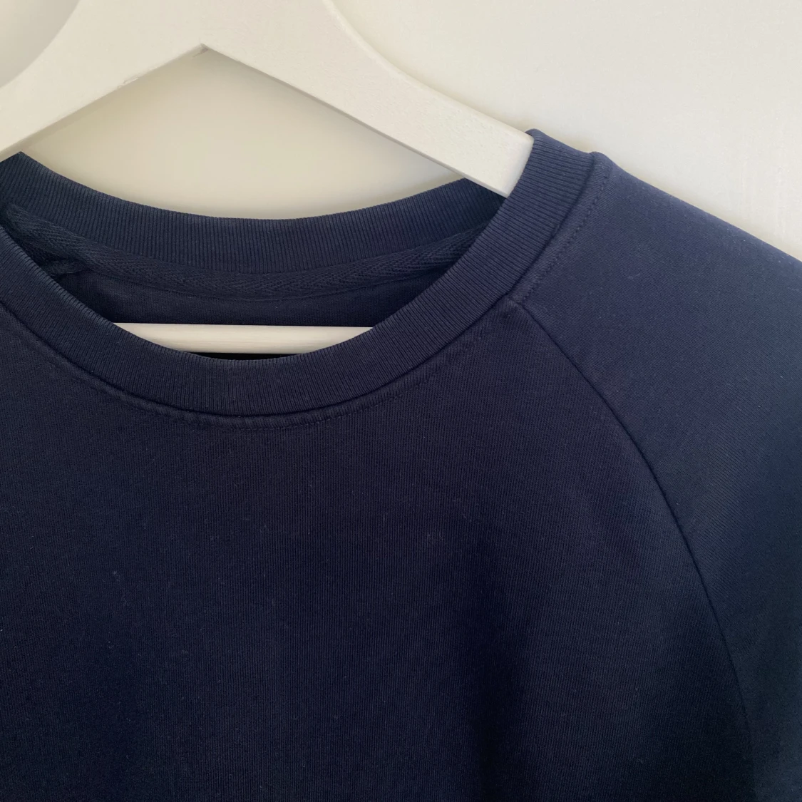 Marinblå tröja - 90