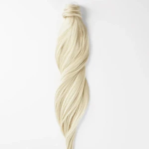 Clip-in Ponytail  - Clip-in Ponytail från Rapunzel of Sweden. Färg 10.10, längd 50cm. Endast testad!🫶🏼
