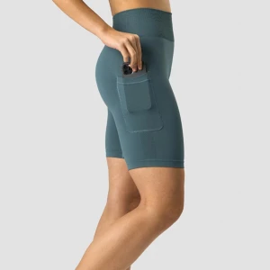 Icaniwill shorts med ficka - Supersnygga gröna träningshorts från Icaniwill i superfint skick💕Säljer pga att jag aldrig använder dom 💕skriv för egna bilder!