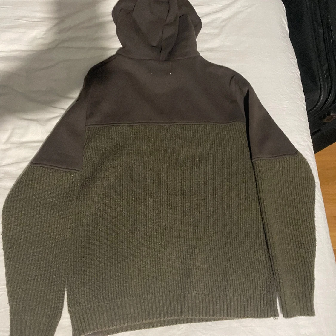 Zara grön stickad hoodie, 164cm - 90