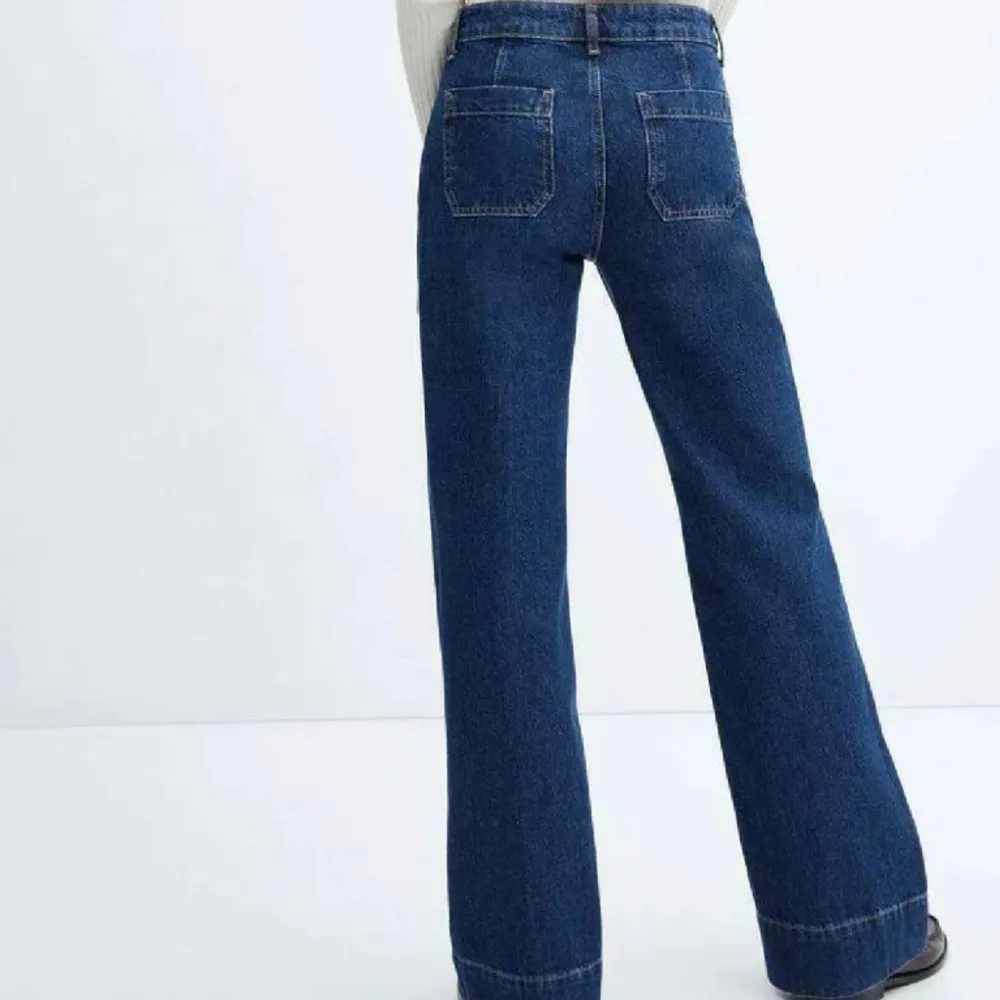 Jättefina jeans, knappt använda. Köparen står för eventuell frakt. 🌸. Jeans & Byxor.