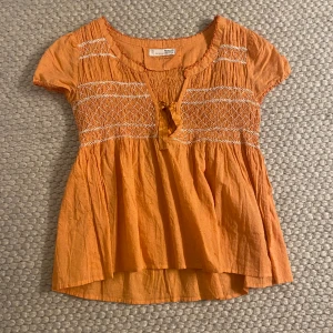 Odd molly topp - Min favorit odd molly topp så himla söt o najs färg. Inte sett nån likadan😏får ej användning för den längre tyvärr