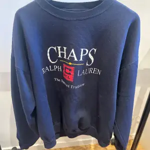 Ralph lauren sweatshirt i perfekt skick. Storlek L men passar även M. 