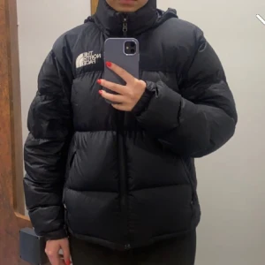 north face jacka - xs i herrstorlek blir som en s i damstorlek💕 skriv för mer info, pris går att diskuteras