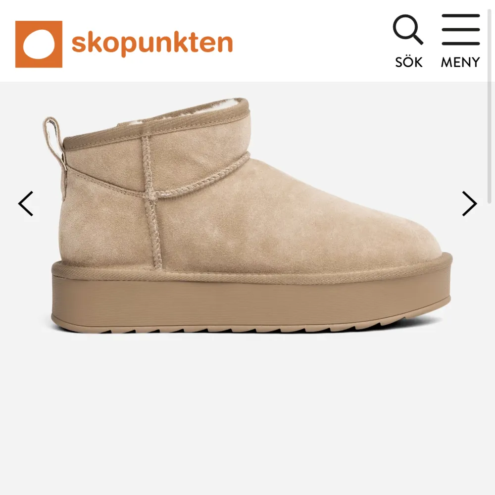 Låga beiga uggs från skopunkten! Andvända knappt 1 gång då dom är för små för mig 💕. Skor.