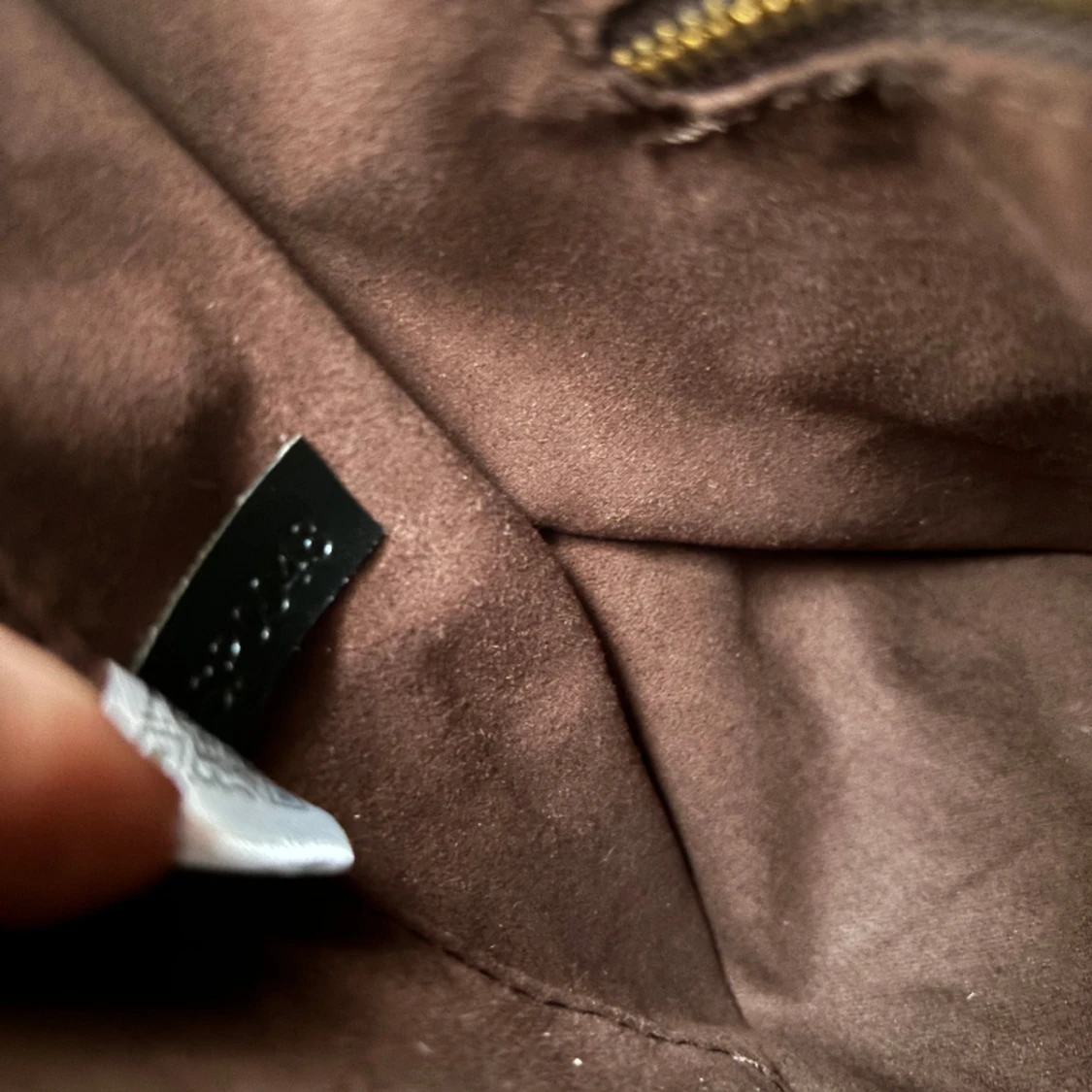 Louis Vuitton väska  - 91