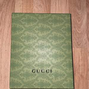 Bästa kvalite Gucci messanger bag. Obs. 1:1 kopia. Pris går att diskuteras.