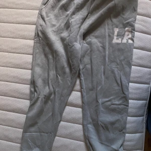 Mjukisbyxor - Mjukisbyxor gröna från lager 157 storlek S