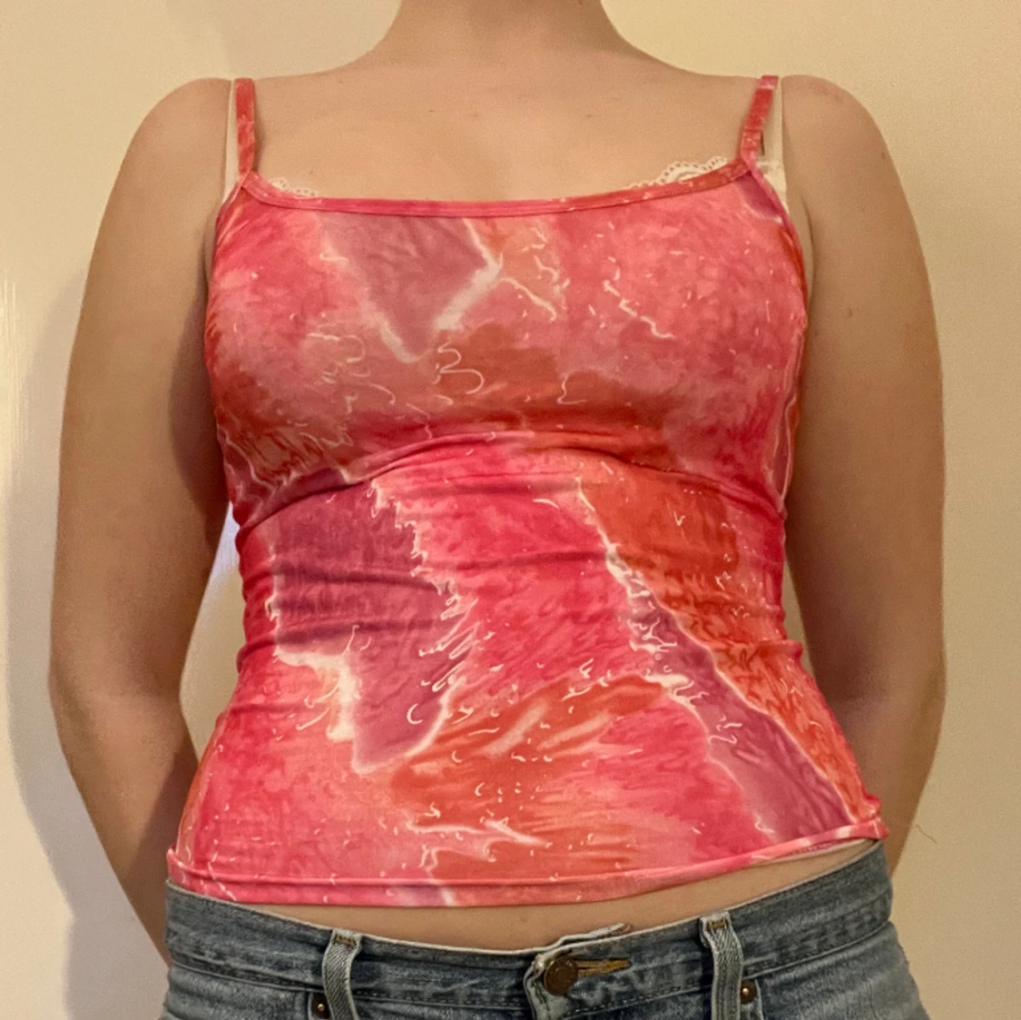 Rosa linne mönstrat