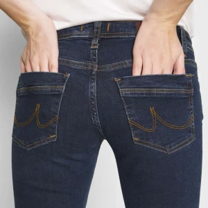 Ltb jeans  - Säljer domhär fina bootcut Low waist jeansen från ltb för att dom är för små för mig, dom har använts några gånger men är i bra skick, mer info tas privat❤️kan ❗️ sänka priset vid snabb affär❗️
