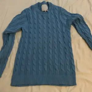 Säljer den här riktigt najsiga tröjan från lager 157, har användt den 2-3 gng