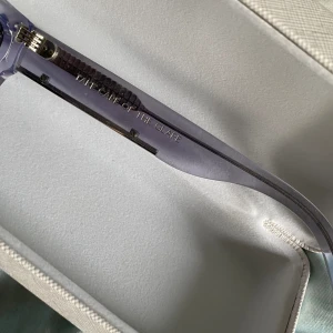 Chimi glasögon  - Chimi glasögon som gjordes i samarbete med HM.  Köpta förra sommaren och använda en handfull gånger!  Nypris 900kr  Säljer för 400kr