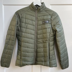 Tunn vårjacka - Jackan är i fint skick.