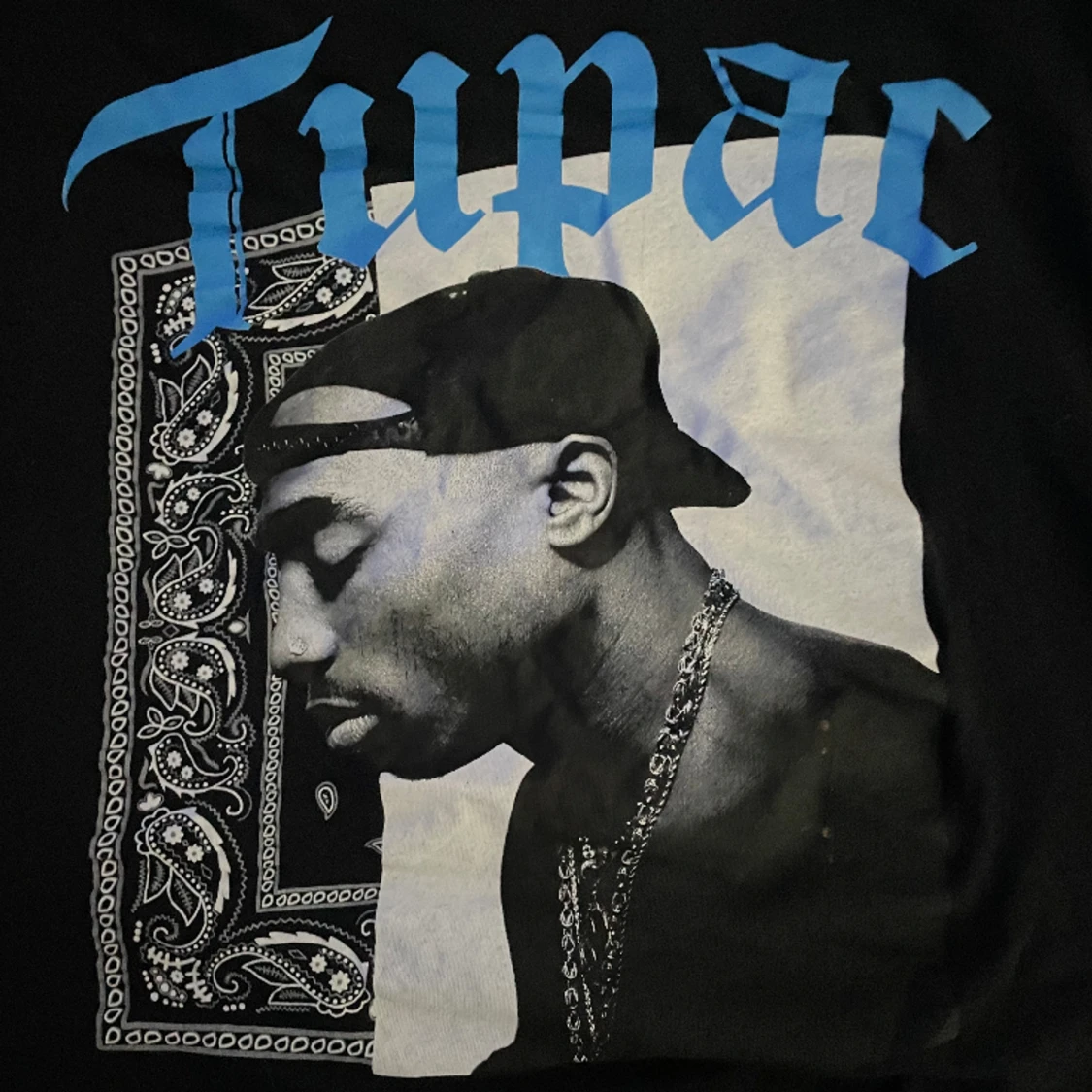 Tupac T-shirt utan krage.  - 90