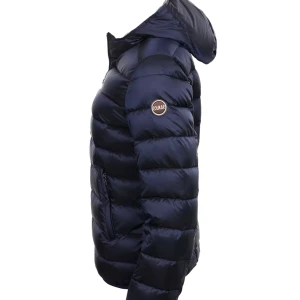 Colmar jacka - Säljer min fina colmarjacka på grund av att den är för liten! Jackan är i fint skick, nypris 4499!💙 Skriv privat för fler bilder🥰