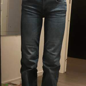 Bootcut jeans från lager 157. Använda fåtal gånger. 300 eller byte mot svarta eller gråa.