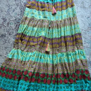 Zara kjol  - Mönstrad Zara kjol i bomull, Super skön och använd mkt lite, köptes  förra året 