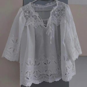 Blus zara  - Super fin blus från zara! Oanvänd ❤️