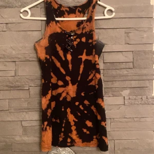 Linne - Fint linne som är tiedye. 