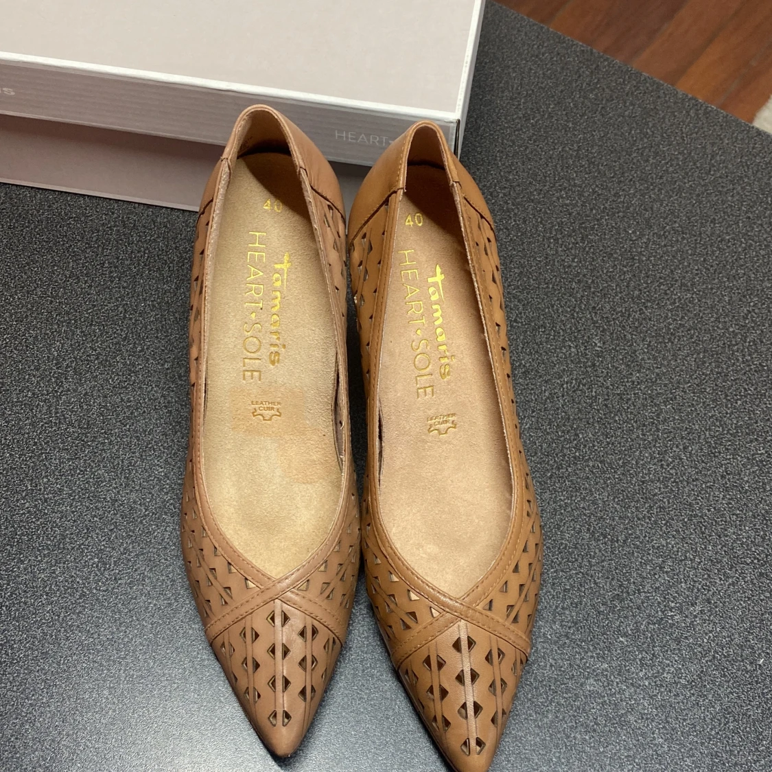 Klackar läder  - 90