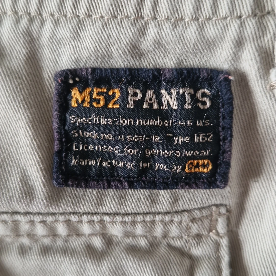 Beige kjol från M52 Pants - 91