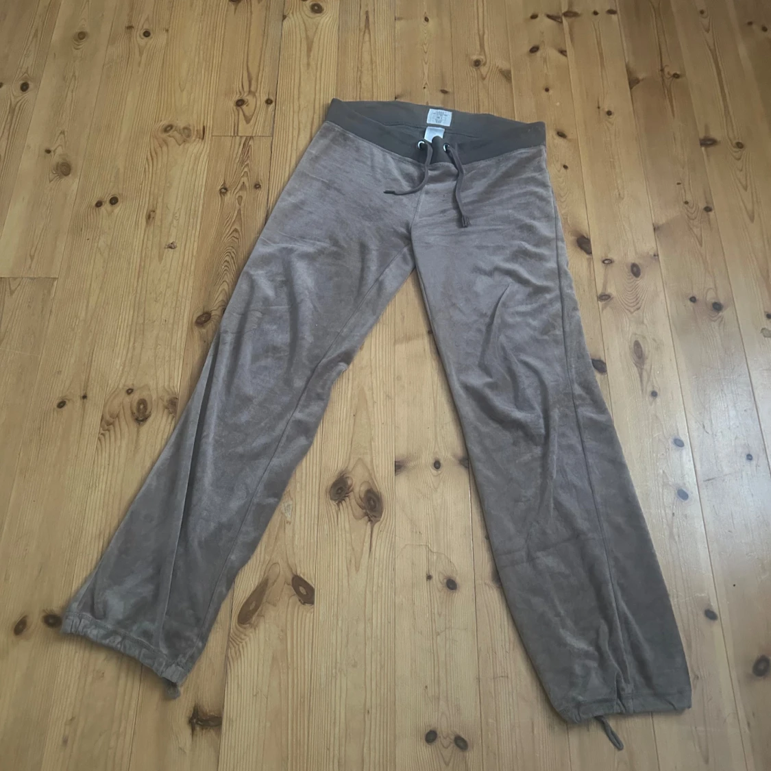 Snygga mjukisbyxor🍂 - 91