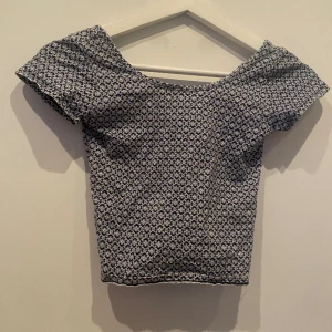 Tröja - Bra skick använd några fåtal gånger😊