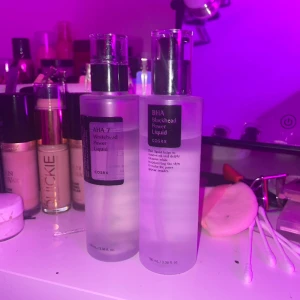 Cosrx toner - Säljer två st cosrx toners. Ena är AHA toner och andra är BHA toner. Mer än häflten kvar. Säljer båda för 110kr. Per st är det 60kr