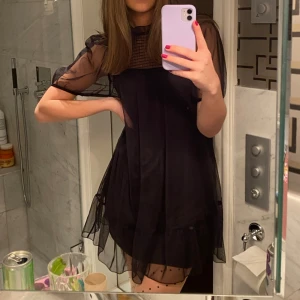 Klänning - Endast använd 1 nyår