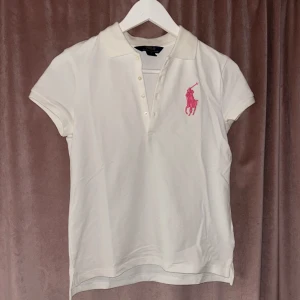 Polo Raulp Lauren tröja - Vit Ralph Lauren tröja i superbra skick💕Storlek XS
