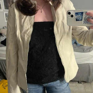 Läderjacka - Så fin läderjacka från Danier! Storlek S 🙏🏻