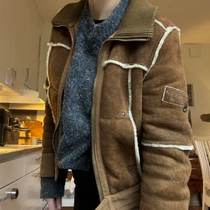 Vintage Diesel Jacka - Vintage Diesel jacka i brunt läder & fodrad på insidan storlek 38