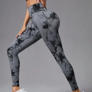 Tie dye scrunch tights - Strl S, använda enstaka gång så fint skick