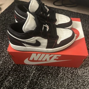 Jordan 1 skor - Bra skick, bekväma och sköna storlek 37,5 passar 37 och 38 