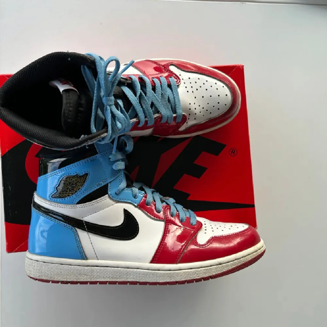 Air Jordan 1 Retro High OG Fearless - 90