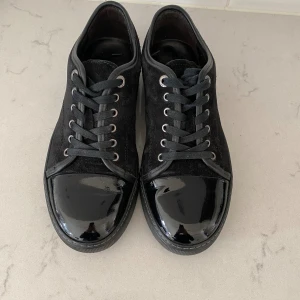 Lanvin skor uk6 - Fint skick 6månader gamla sparsamt använda.  Storlek 40,5 Uk6