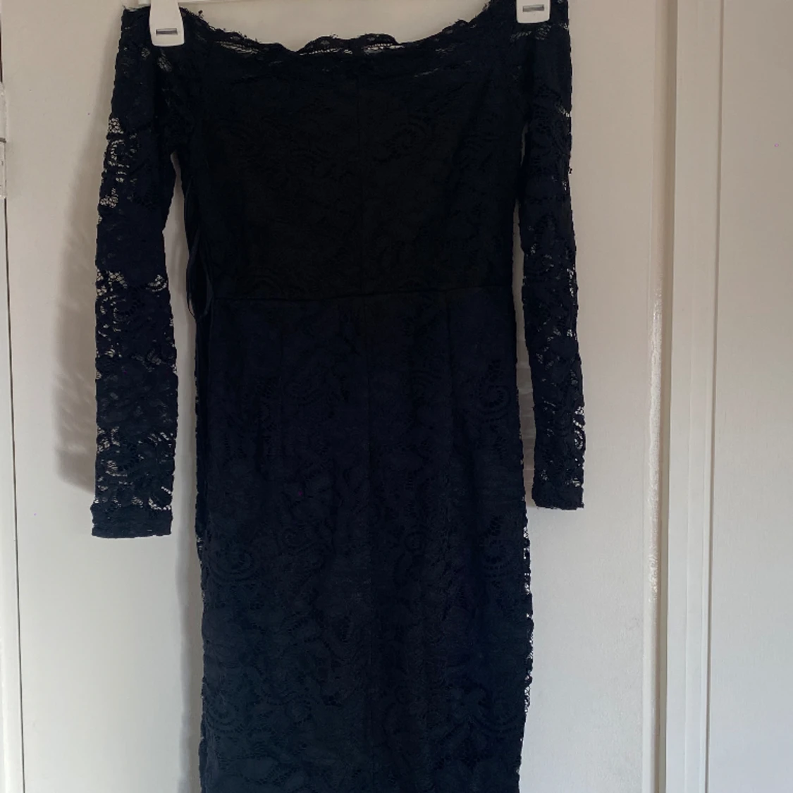 Tajt spets klänning - 91