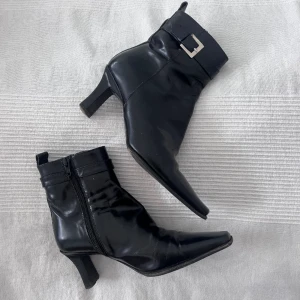 Boots - Snygga boots perfekt nu när det börjar bli lite varmare!💕 från Rizzo