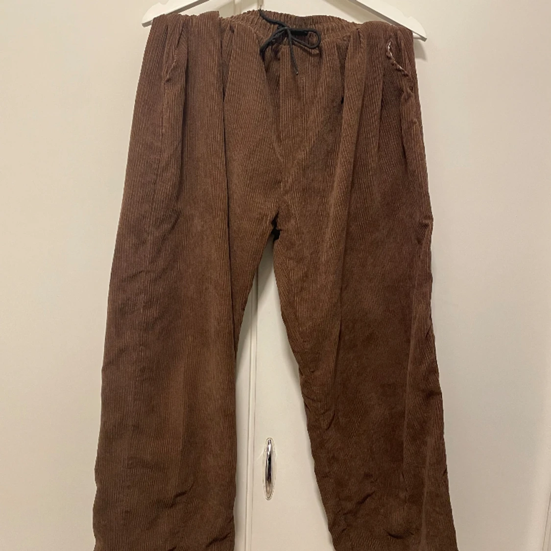 Tunna manchesterbyxor - 90